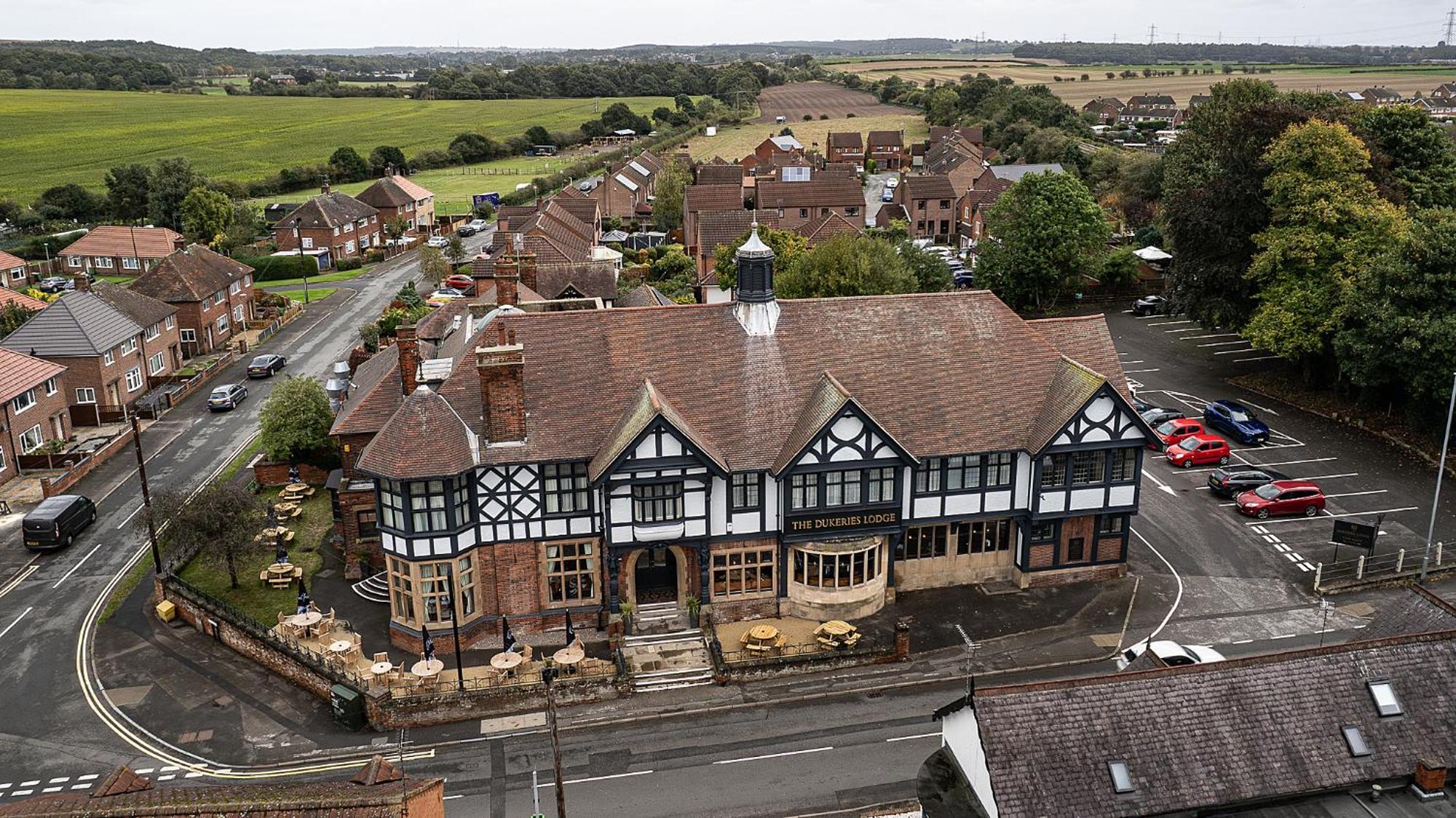 The Dukeries Lodge, Edwinstowe, Nottinghamshire 외부 사진