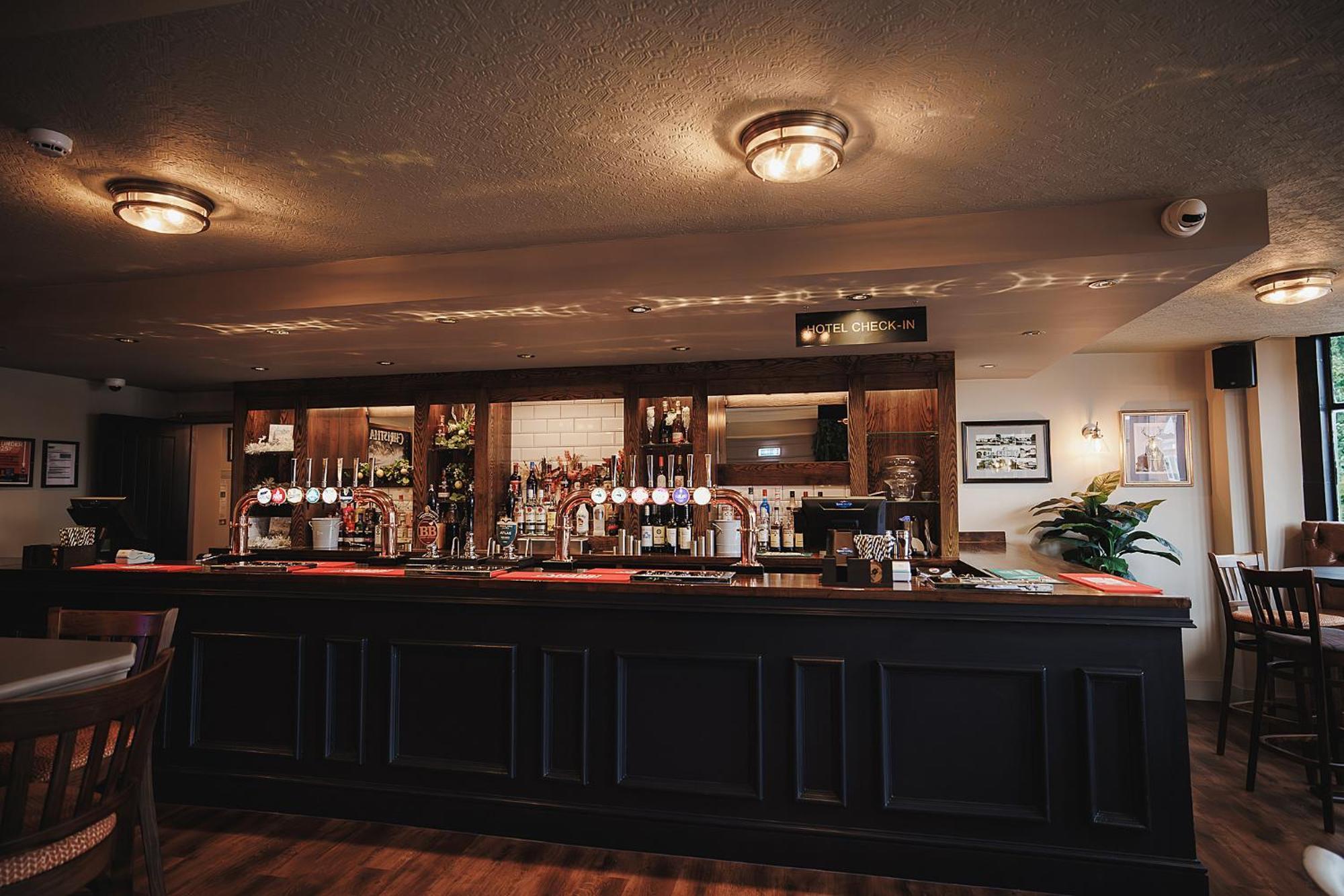 The Dukeries Lodge, Edwinstowe, Nottinghamshire 외부 사진